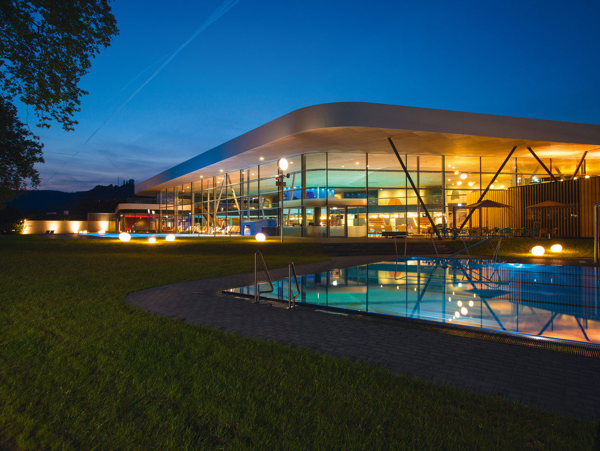 Außenansicht der Emser Therme